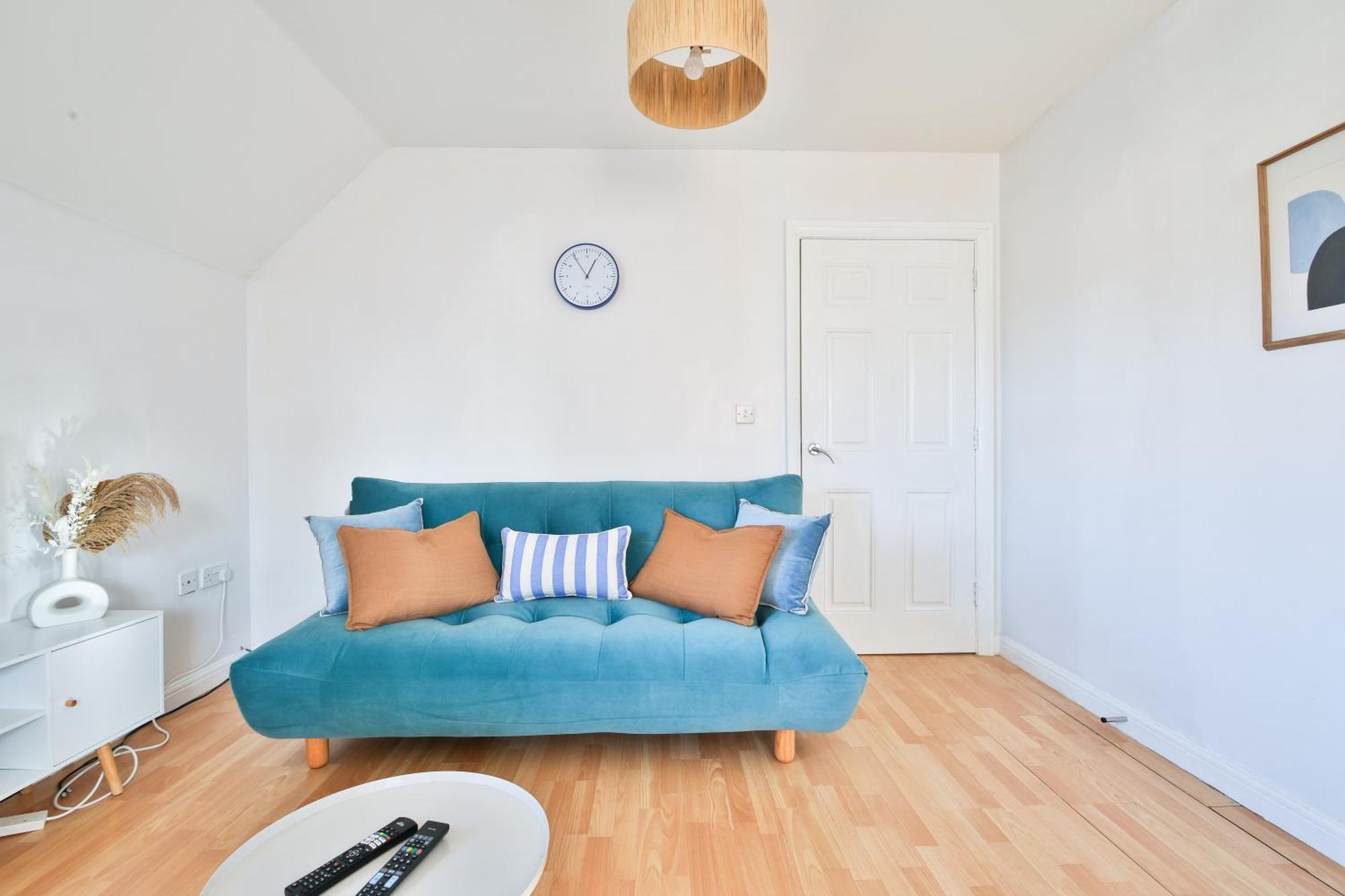 Stayright 2 Bed Beach House With Private Parking- Next To Barry Beach And Jackson Bay Exteriér fotografie
